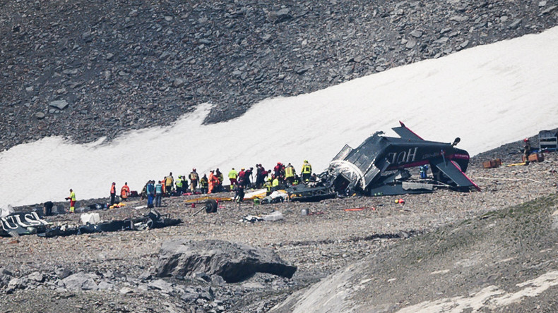Crash d'un avion de collection en Suisse : aucun survivant