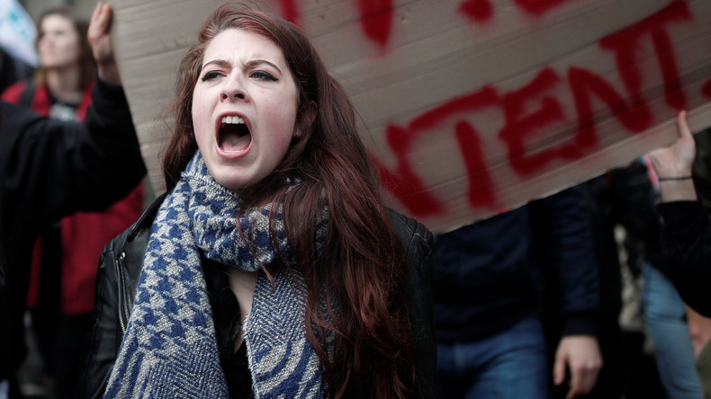 Parcoursup : l'Etat paiera les étudiants prêts à accepter une autre université loin de chez eux