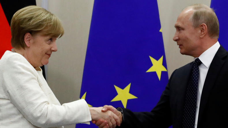 A la veille de sa rencontre avec Poutine, Merkel dit souhaiter de «bonnes relations avec la Russie»