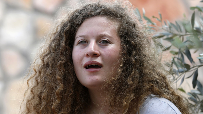 Le frère d'Ahed Tamimi condamné à 14 mois de prison pour jet de pierres sur un policier israélien