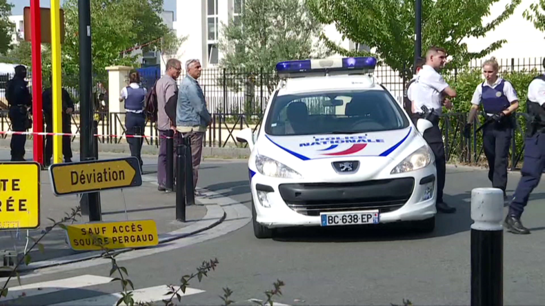 Trappes : que sait-on du «déséquilibré» qui a tué deux membres de sa famille ?