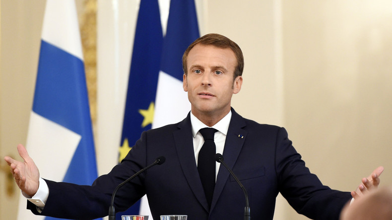 «Gaulois réfractaires» : ce «trait d’humour» d’Emmanuel Macron qui exaspère les Français 