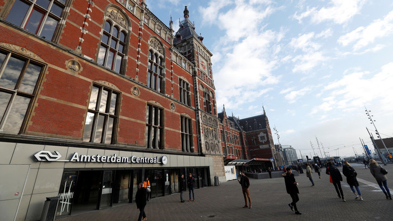 L'attaque au couteau d'Amsterdam découle d'«insultes» proférées contre l’islam