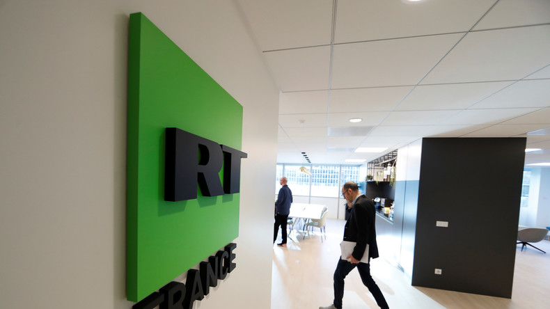 La Russie ripostera si la France refuse d'accréditer RT et Sputnik