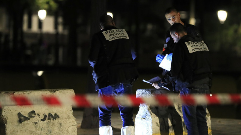 Attaque au couteau à Paris : sept personnes blessées, un individu arrêté (IMAGES)