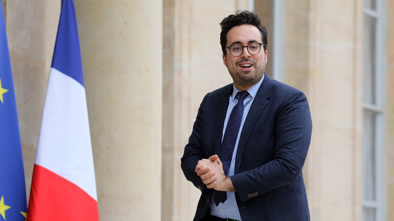 Mahjoubi se donne pour mission de «civiliser internet» afin d'y instaurer une «parole normalisée»