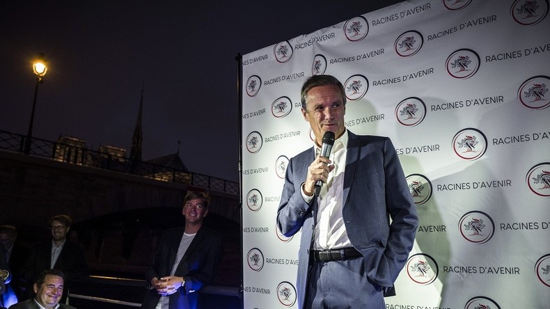 Une «colonisation économique, politique et religieuse» menace la France selon Dupont-Aignan