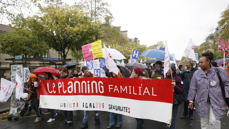Un planning familial fait scandale en déclarant que le voile peut donner du pouvoir aux femmes