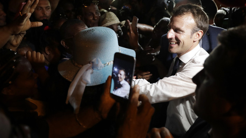 Toujours plus bas : la cote de confiance de Macron chute encore
