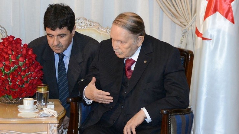 «Le président Bouteflika est maintenu en vie artificiellement» : Alger recadre l’ex-chef de la DGSE