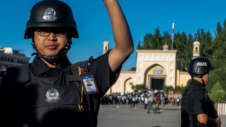 Camps d'enfermement, campagne anti-halal : La Chine assume sa répression contre les Ouïghours . 5bc2547209fac2d03a8b4568