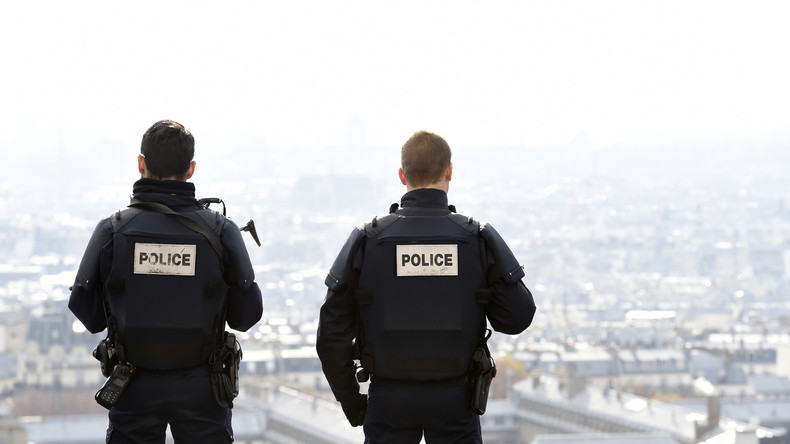 Remaniement, malaise policier : un commandant se met à table... à visage découvert (ENTRETIEN)