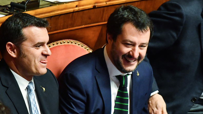 Relance de la natalité : l'Italie promet un terrain aux parents qui auront un troisième enfant