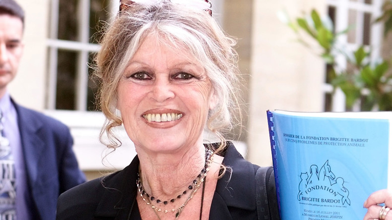 «Le gouvernement et Macron sont à genoux devant les chasseurs», dénonce Bardot dans une tribune