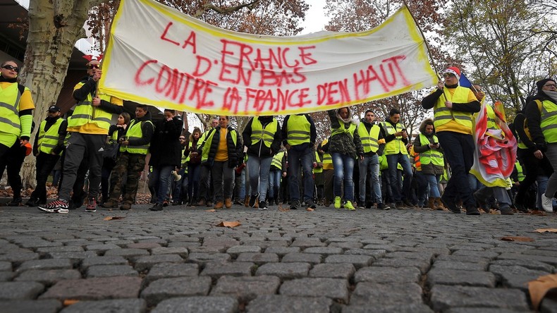 107 interpellations, 36 000 manifestants en France et 5 000 à Paris à la mi-journée selon Matignon