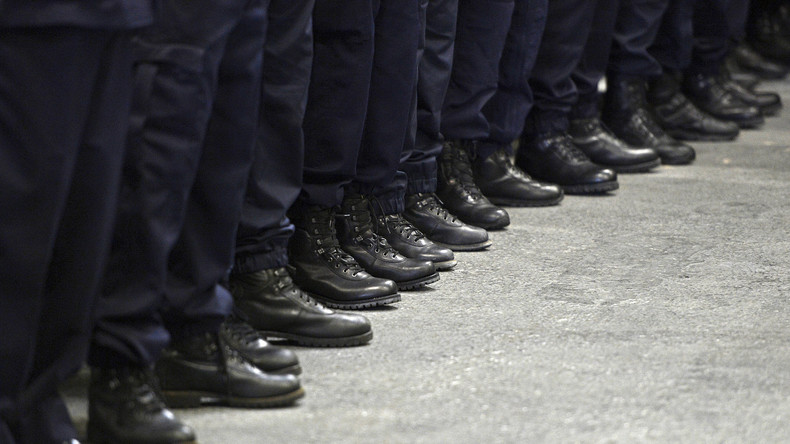 Un policier de l’Oise aurait forcé un migrant à lécher ses chaussures