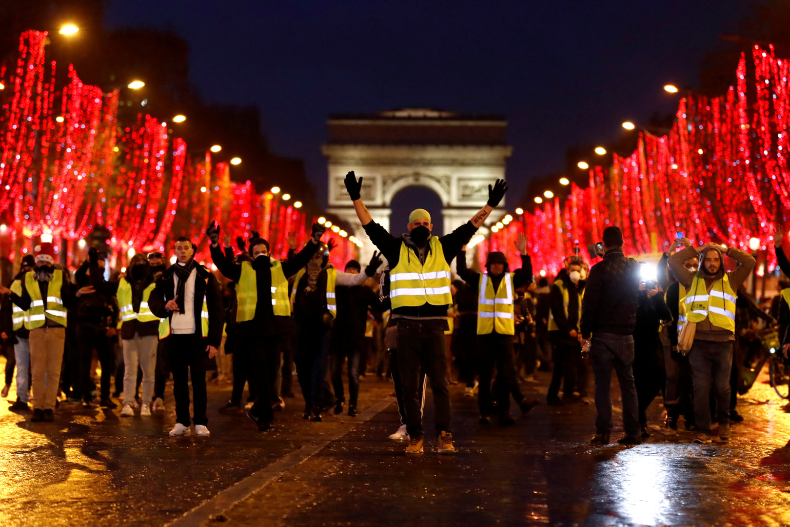 Les Gilets jaunes s'invitent au réveillon du Nouvel An ...