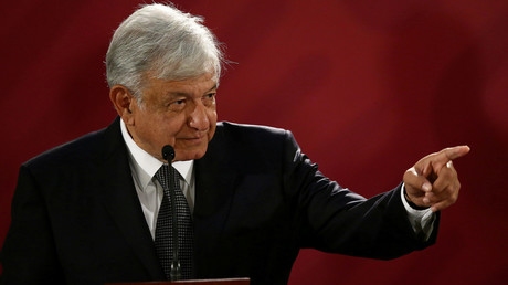 Andres Manuel Lopez Obrador, nouveau président du Mexique, tient une conférence de presse au Palais national de Mexico, au Mexique, le 3 décembre 2018.