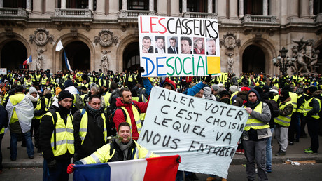 Une liste des Gilets jaunes aux européennes ferait-elle le jeu de LREM ?