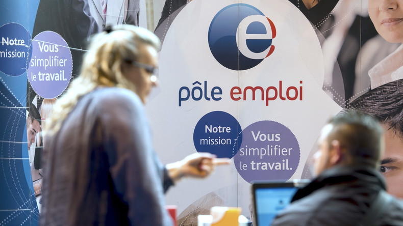 Pôle emploi souffle ses dix bougies, mais ce n'est pas la fête
