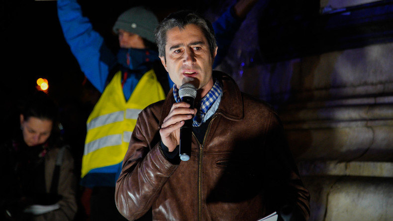 «J’veux du soleil»: Ruffin annonce la sortie de son prochain film consacré aux Gilets jaunes (VIDEO)