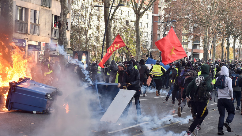 Le maire Les Républicains de Toulouse raconte s'être déguisé pour s’infiltrer chez les Gilets jaunes