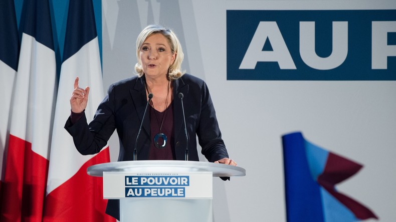 «Zones de non-France» : Marine Le Pen fustige les conséquences de l'«immigration délirante»