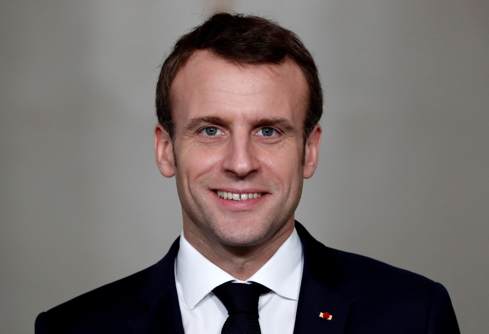 Emmanuel Macron dévoile sa lettre aux Français, en pleine ...
