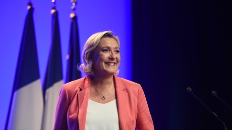 Crise des Gilets jaunes : Marine Le Pen et Jean-Luc Mélenchon reçus par Emmanuel Macron 5c34f54509fac2bb0f8b4569