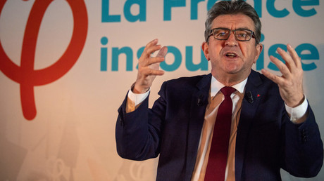 Crise des Gilets jaunes : Marine Le Pen et Jean-Luc Mélenchon reçus par Emmanuel Macron 5c42f33609fac2e87d8b4569