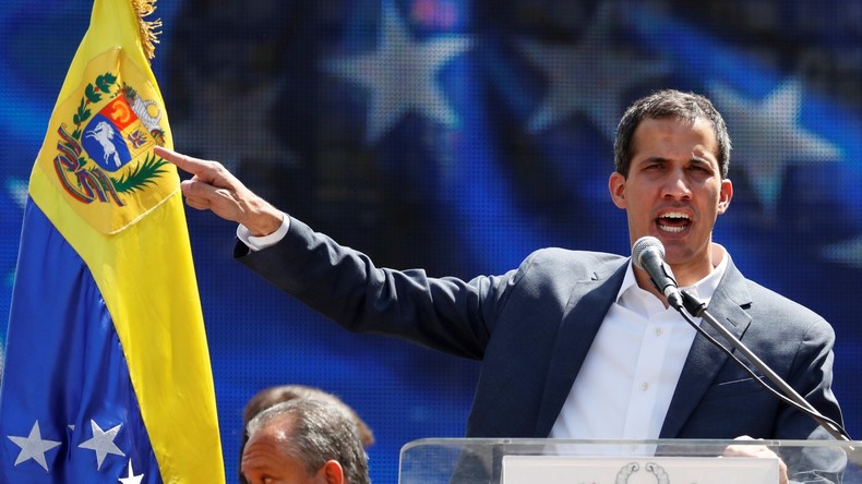La France reconnaît Juan Guaido comme «président en charge» du Venezuela