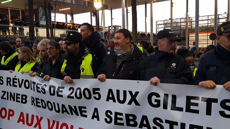 Gilets Jaunes Mobilisation à Argenteuil En Soutien Au