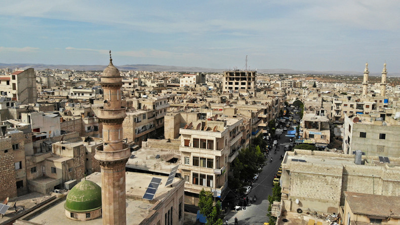 Syrie : une explosion de deux voitures piégées à Idleb fait au moins 13 morts