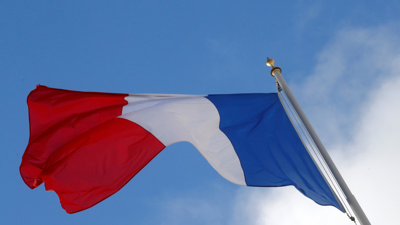  La France n’a qu’un seul drapeau, par Henri Guaino