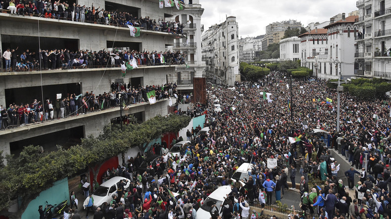 Algérie : Abdelaziz Bouteflika face à une nouvelle démonstration de force de la rue (EN CONTINU)