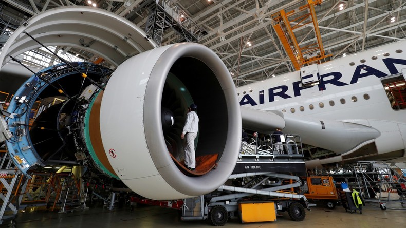 «J'ai vu une boule de feu» : l'un des réacteurs d'un A380 d'Air France tombe en panne en plein vol