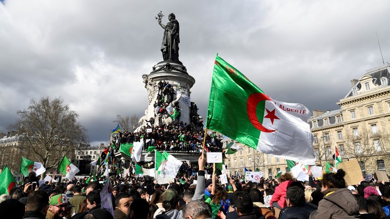 Nouvelle journée de mobilisation à Paris contre un nouveau mandat de Bouteflika (IMAGES)