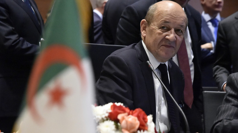 Renoncement de Bouteflika en Algérie : la France exprime l'espoir d'une «nouvelle dynamique»