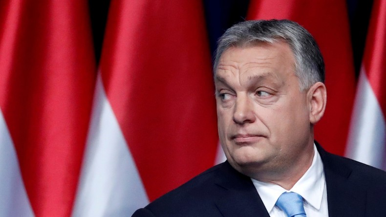 Le parti de Viktor Orban suspendu du groupe de droite au Parlement européen