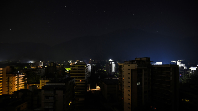 Le Venezuela plongé dans le noir pour la 2e fois en un mois, le gouvernement déplore une «attaque»