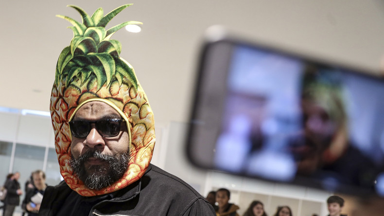 Jugé pour fraude fiscale, Dieudonné opte pour la stratégie du silence