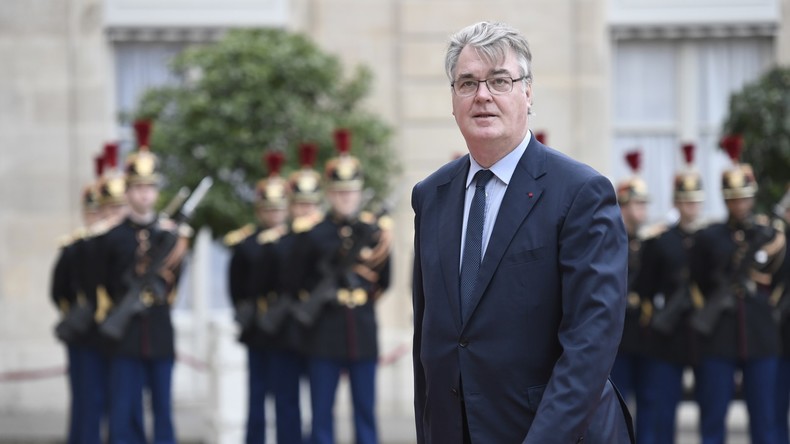 Qui a déclenché la guerre du départ à la retraite à 62 ans et pourquoi ?