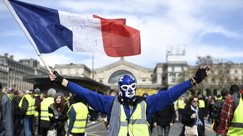 Fake News Aucune Trace Dingérence Dans Le Mouvement Des