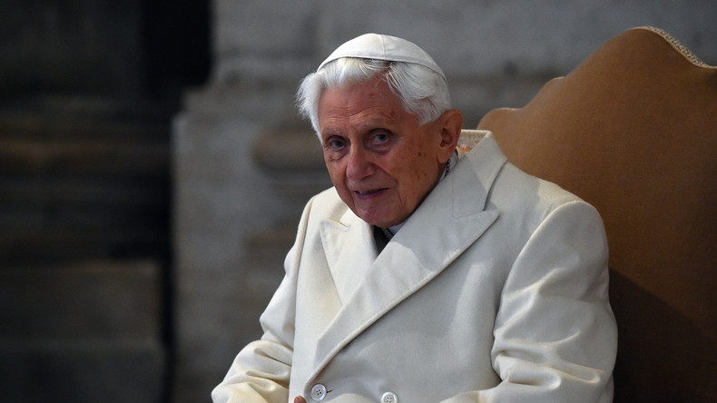 Les scandales pédophiles s'expliquent par la révolution sexuelle des années 60, selon Benoît XVI