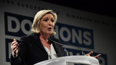 Marine Le Pen en meeting à Roquevaire dans le sud de la France le 22 mars 2019. 
