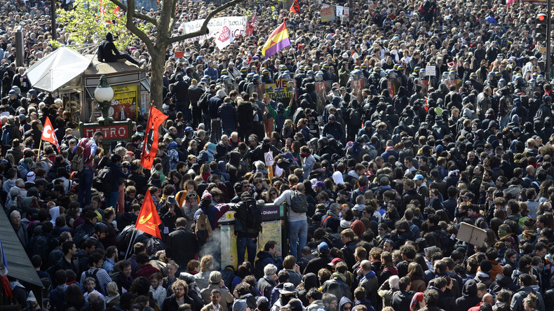 Fête du travail, Gilets jaunes, climat, Frexit, Jeanne d'Arc... : qui défile ce 1er Mai ?
