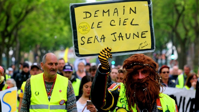 Gilets Jaunes Mobilisation Faible Pour Lacte 29 En