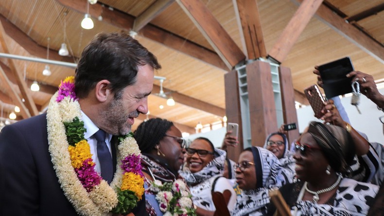 La France dénonce «l’annexion» de la Crimée par la Russie, Moscou lui rappelle le cas de Mayotte