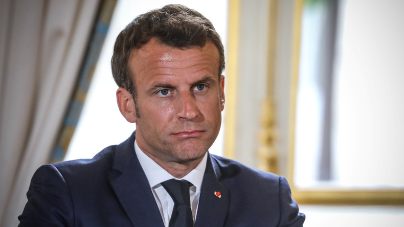 Les Gilets jaunes, de simples citoyens qui manifestent ? Du pur «bullshit» selon Emmanuel Macron 