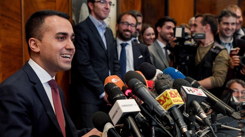 Di Maio se dit convaincu que Bruxelles finira par «comprendre» et laissera filer le déficit italien